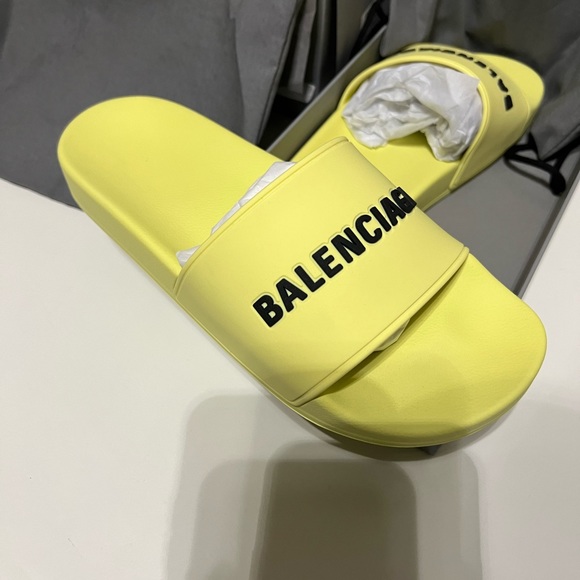BALENCIAGA Logo Sport Slide (Yellow) - Picture 15 of 17